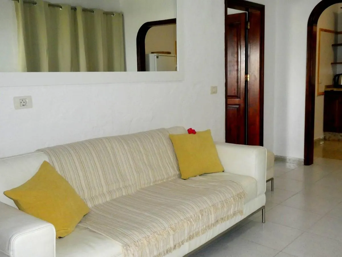 Apartamento Los Llanitos En La Asomada Tias Apartment
