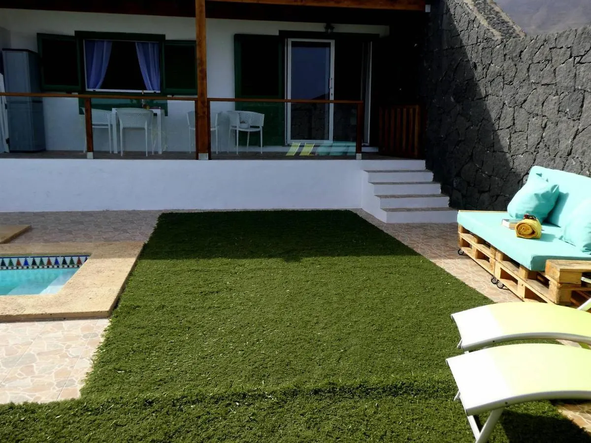 Apartamento Los Llanitos En La Asomada Tias 0*,
